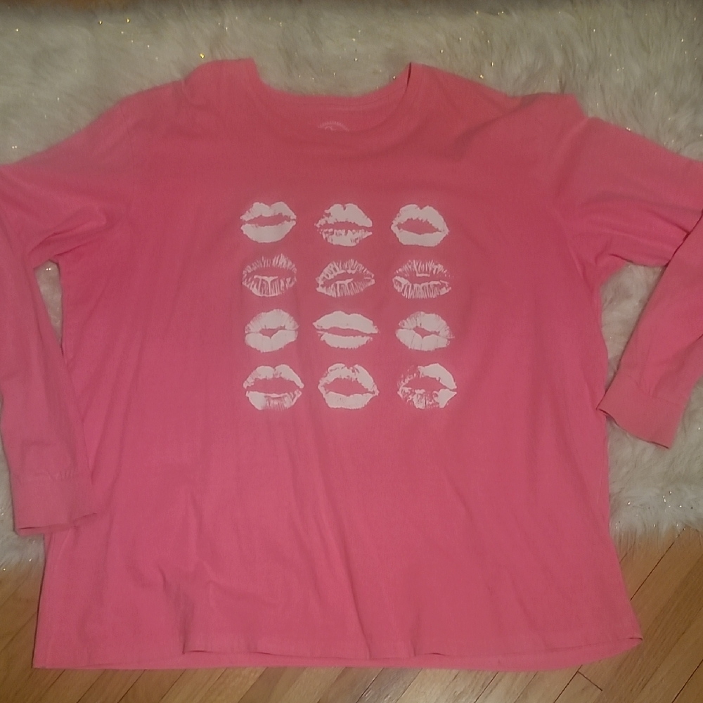 Glitz Pink Long Sleeve Tee with Lip Design